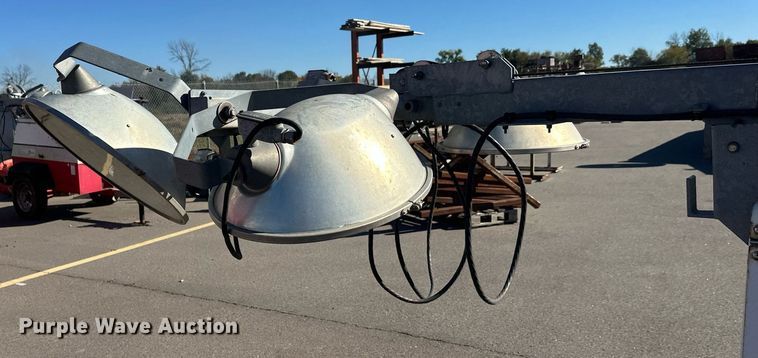 image for item DW4310 Allmand light plant