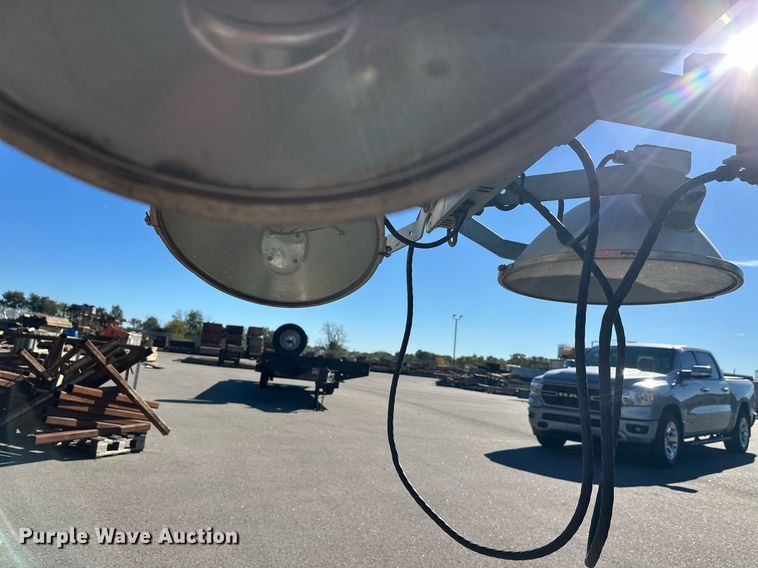 image for item DW4310 Allmand light plant