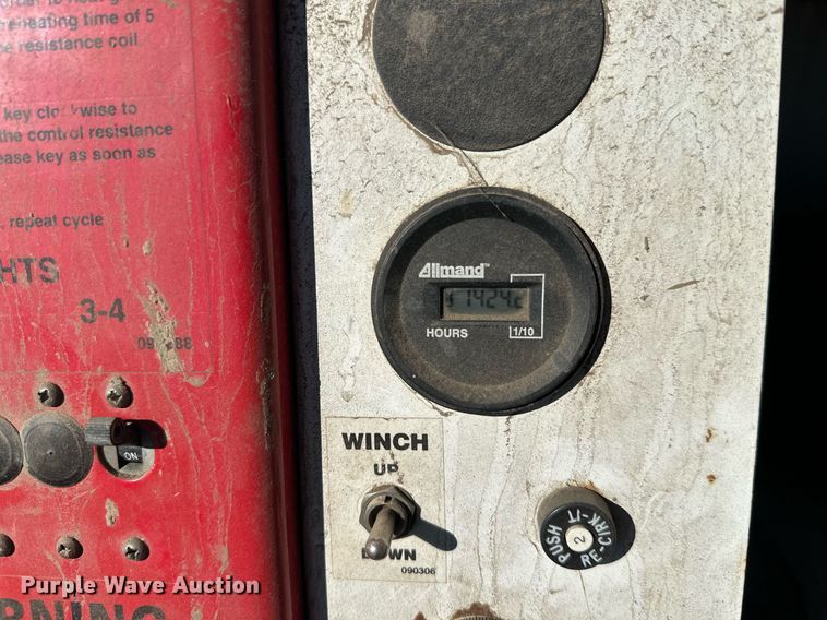 image for item DW4310 Allmand light plant