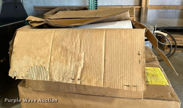 image for item DW4311 Approximately 7 heaters