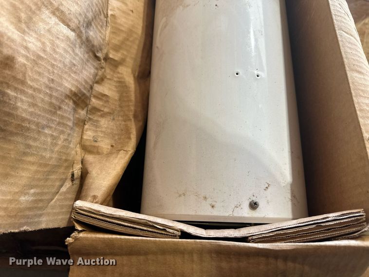 image for item DW4311 Approximately 7 heaters