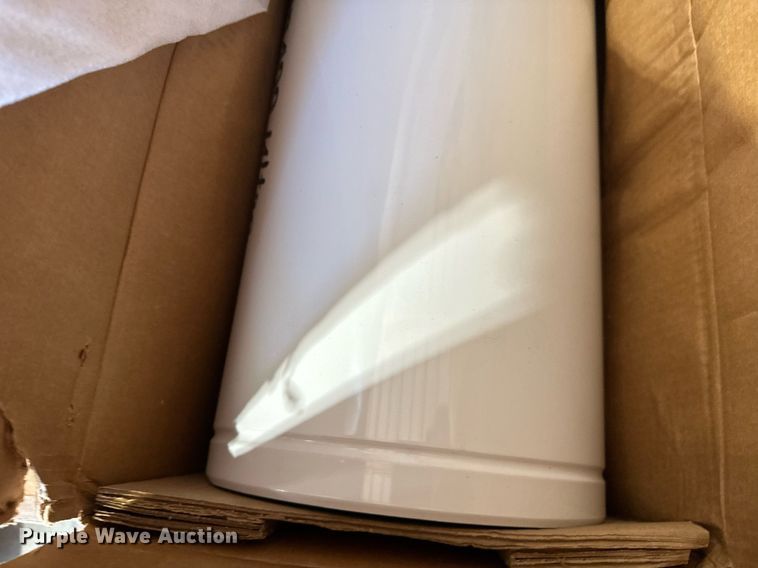 image for item DW4311 Approximately 7 heaters