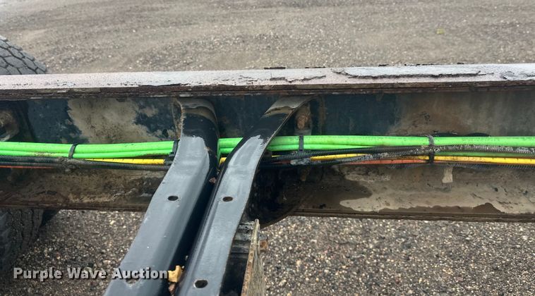 image for item DW4315 2012 International 7400 truck cab and chassis