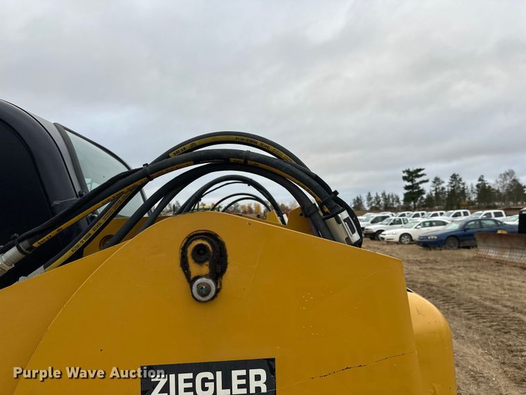 image for item DW4316 2013 Caterpillar 277C2 tracked skid steer loader