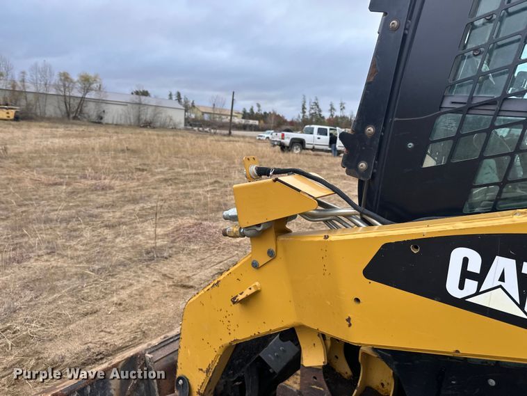 image for item DW4316 2013 Caterpillar 277C2 tracked skid steer loader