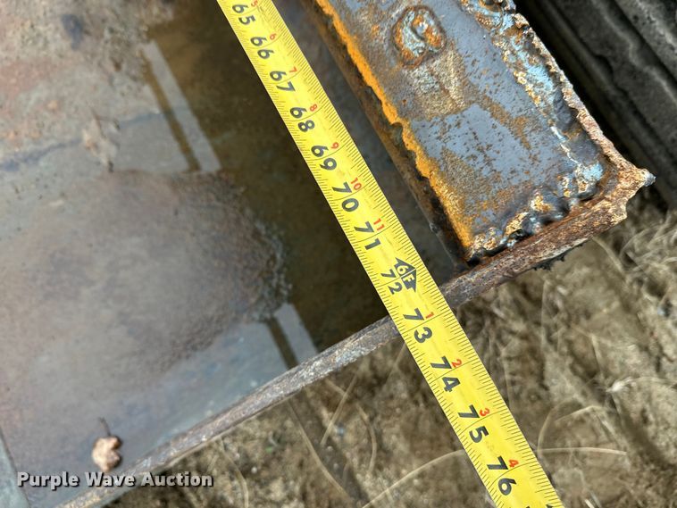 image for item DW4316 2013 Caterpillar 277C2 tracked skid steer loader