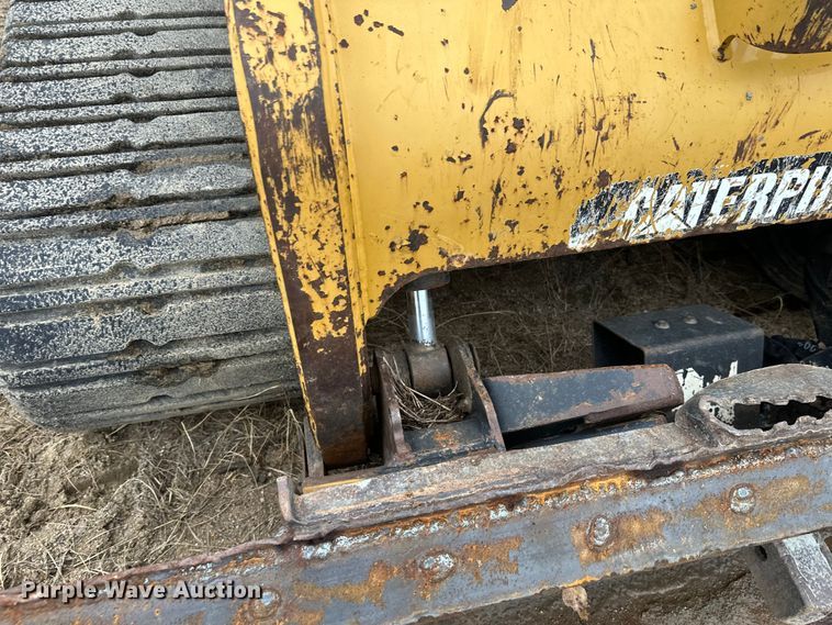 image for item DW4316 2013 Caterpillar 277C2 tracked skid steer loader