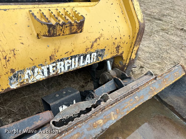 image for item DW4316 2013 Caterpillar 277C2 tracked skid steer loader