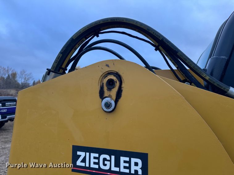 image for item DW4316 2013 Caterpillar 277C2 tracked skid steer loader