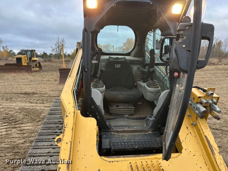 image for item DW4316 2013 Caterpillar 277C2 tracked skid steer loader