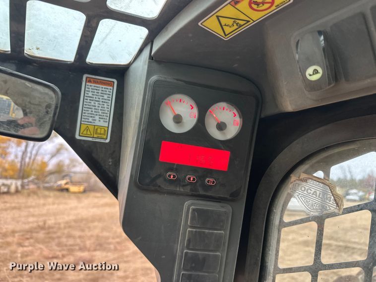 image for item DW4316 2013 Caterpillar 277C2 tracked skid steer loader