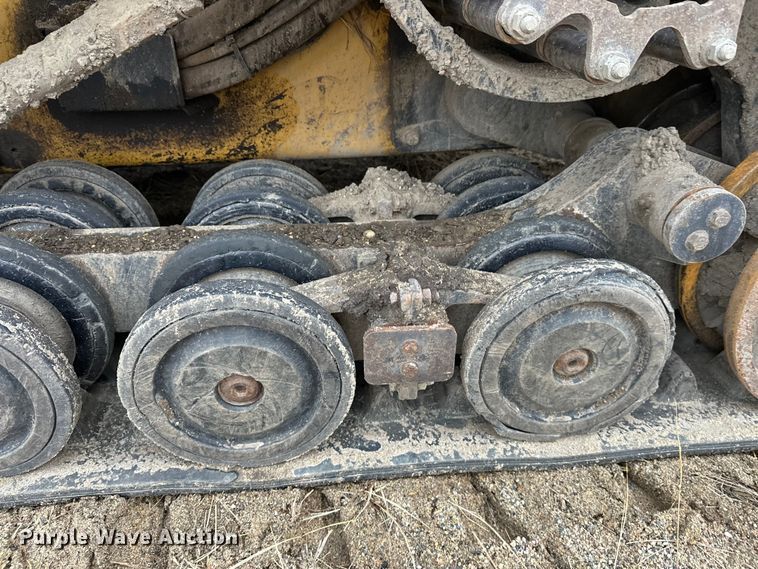 image for item DW4316 2013 Caterpillar 277C2 tracked skid steer loader