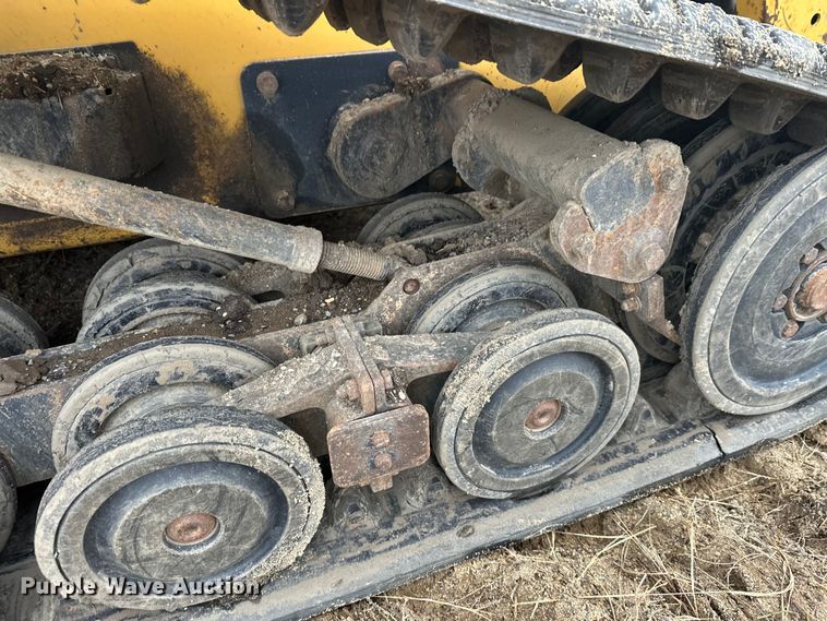 image for item DW4316 2013 Caterpillar 277C2 tracked skid steer loader