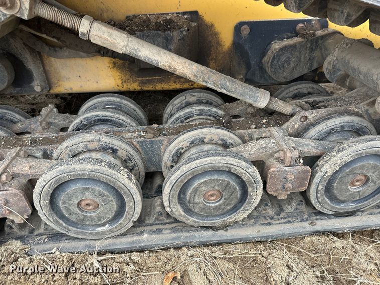 image for item DW4316 2013 Caterpillar 277C2 tracked skid steer loader