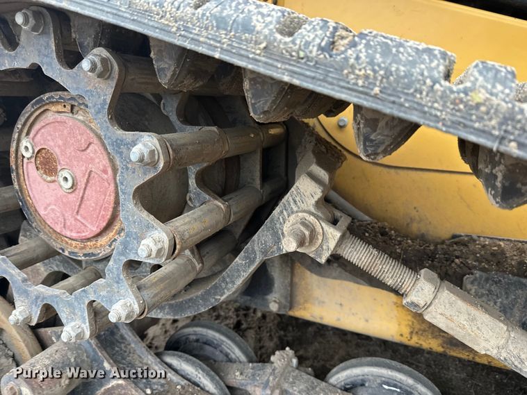 image for item DW4316 2013 Caterpillar 277C2 tracked skid steer loader