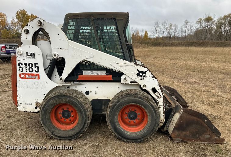 MINI CARGADOR SOBRE RUEDAS 2006 BOBCAT S185
