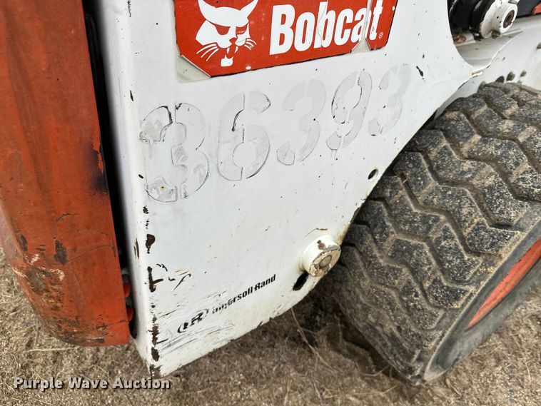 image for item DW4317 2006 Bobcat S185 skid steer loader