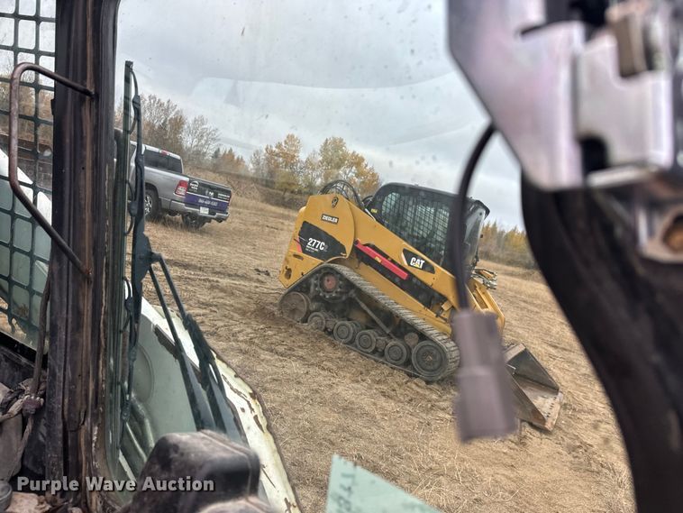 image for item DW4317 2006 Bobcat S185 skid steer loader