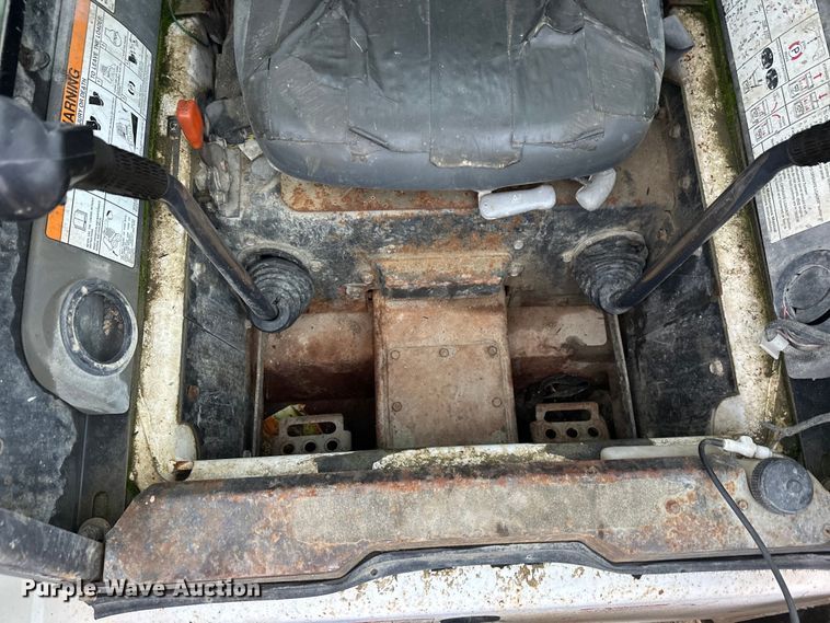 image for item DW4317 2006 Bobcat S185 skid steer loader