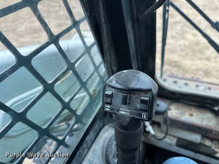 image for item DW4317 2006 Bobcat S185 skid steer loader