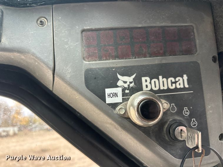image for item DW4317 2006 Bobcat S185 skid steer loader