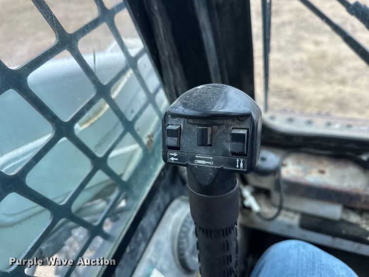 image for item DW4317 2006 Bobcat S185 skid steer loader