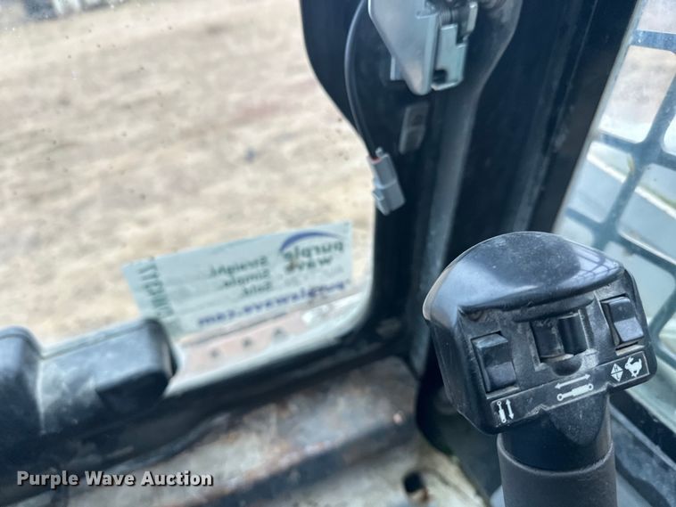 image for item DW4317 2006 Bobcat S185 skid steer loader