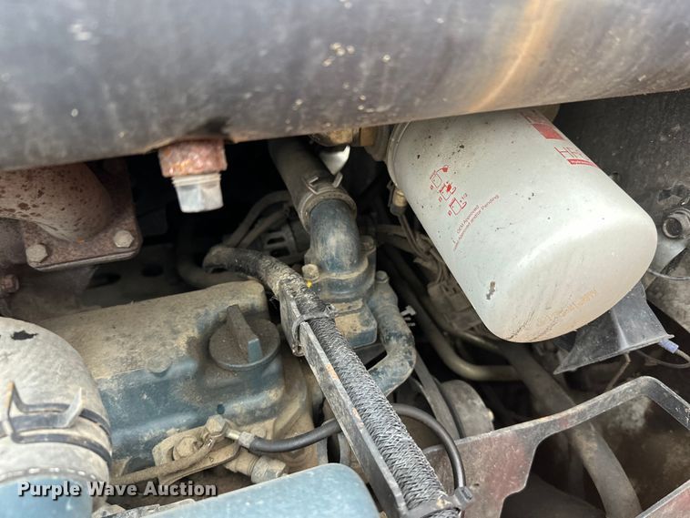 image for item DW4317 2006 Bobcat S185 skid steer loader