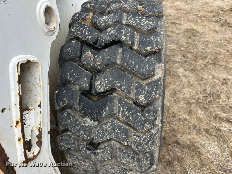 image for item DW4317 2006 Bobcat S185 skid steer loader