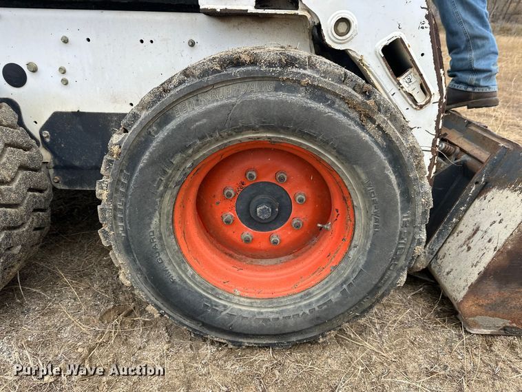 image for item DW4317 2006 Bobcat S185 skid steer loader