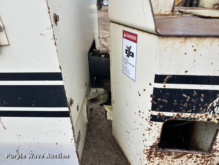 image for item DW4318 Ingersoll Rand DD-25 double drum vibratory roller