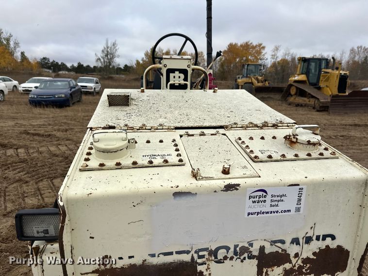 image for item DW4318 Ingersoll Rand DD-25 double drum vibratory roller