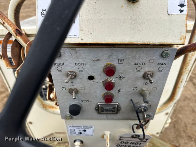 image for item DW4318 Ingersoll Rand DD-25 double drum vibratory roller