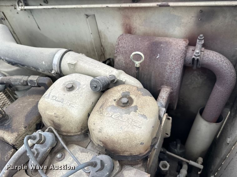 image for item DW4318 Ingersoll Rand DD-25 double drum vibratory roller