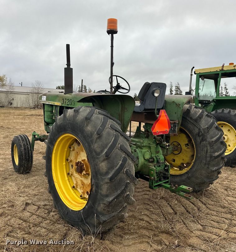 image for item DW4319 1968 John Deere 4020 tractor