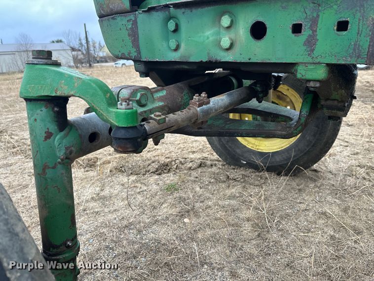 image for item DW4319 1968 John Deere 4020 tractor