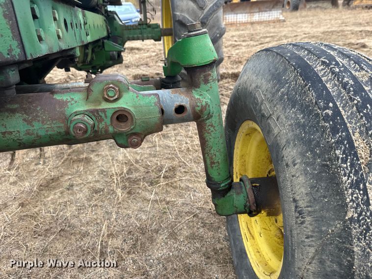 image for item DW4319 1968 John Deere 4020 tractor