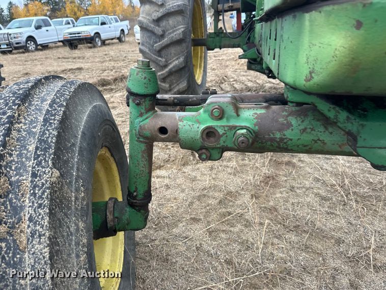 image for item DW4319 1968 John Deere 4020 tractor