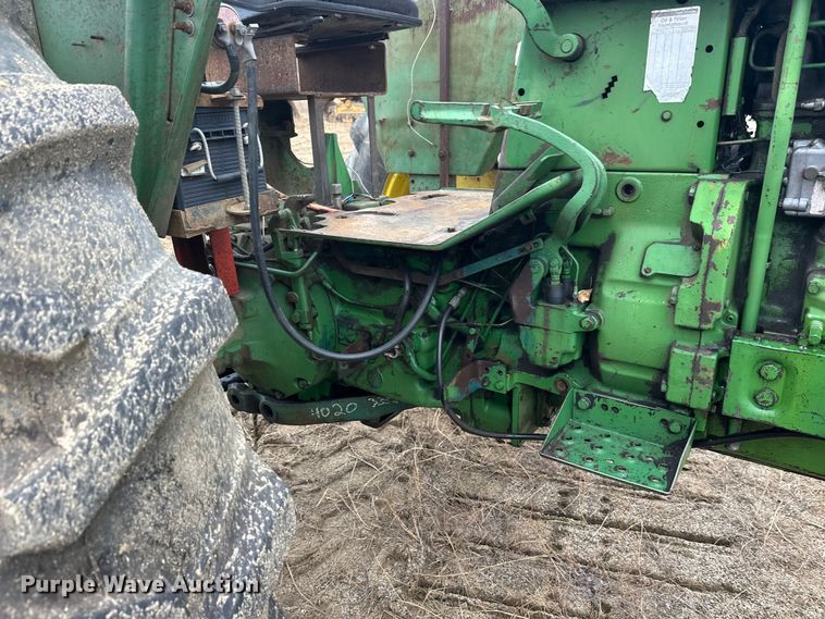 image for item DW4319 1968 John Deere 4020 tractor