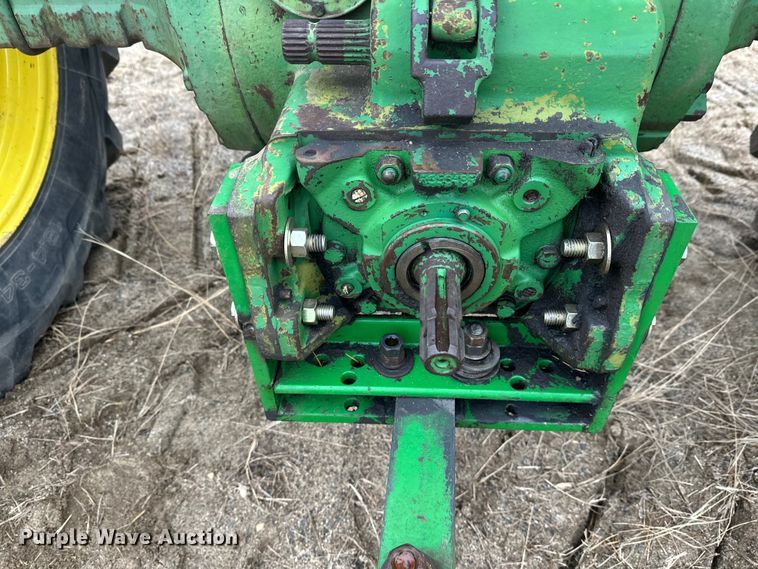 image for item DW4319 1968 John Deere 4020 tractor