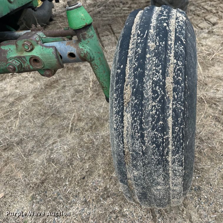 image for item DW4319 1968 John Deere 4020 tractor