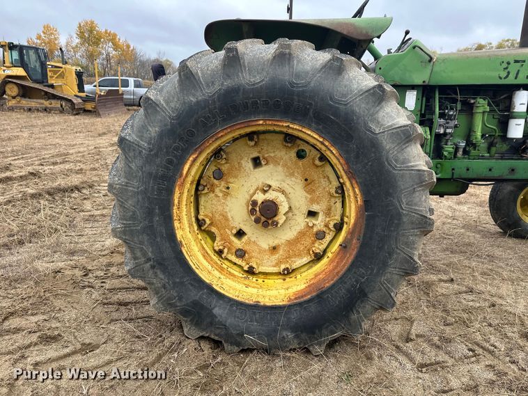 image for item DW4319 1968 John Deere 4020 tractor