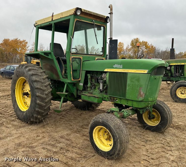 image for item DW4320 1970 John Deere 4020 tractor