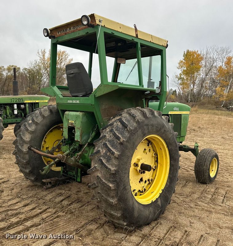 image for item DW4320 1970 John Deere 4020 tractor