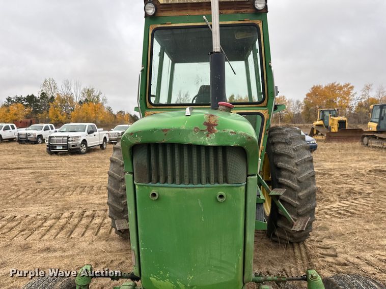 image for item DW4320 1970 John Deere 4020 tractor