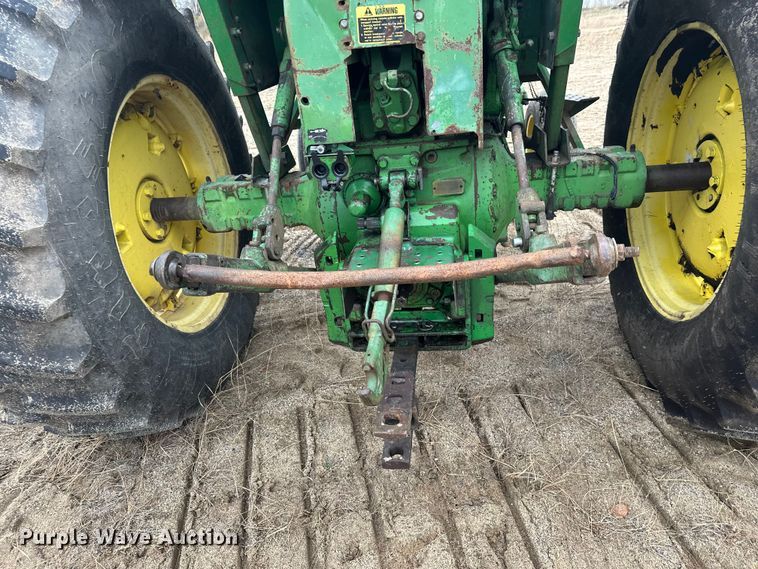 image for item DW4320 1970 John Deere 4020 tractor