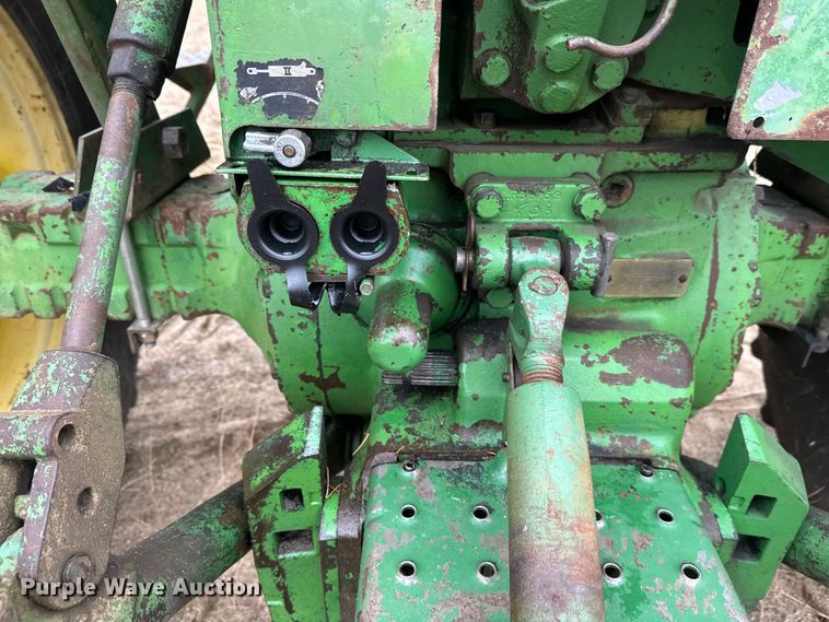 image for item DW4320 1970 John Deere 4020 tractor