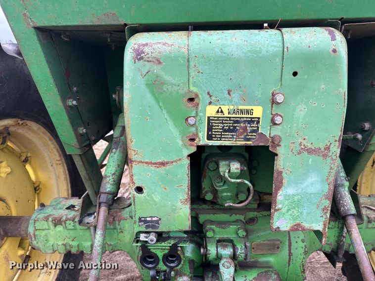 image for item DW4320 1970 John Deere 4020 tractor