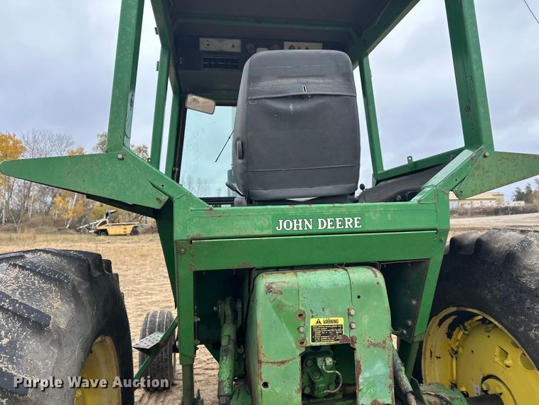 image for item DW4320 1970 John Deere 4020 tractor