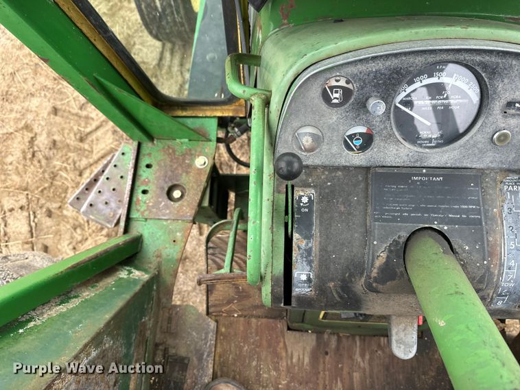 image for item DW4320 1970 John Deere 4020 tractor